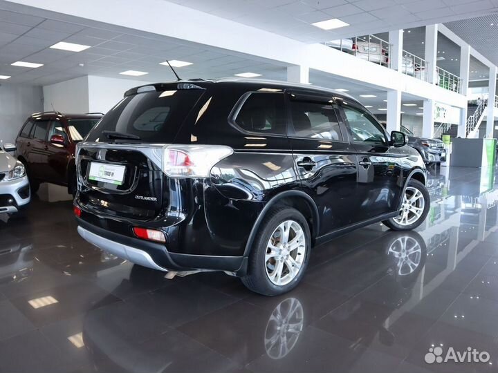 Mitsubishi Outlander 2.0 CVT, 2014, 173 822 км