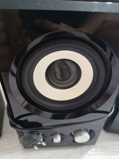 Акустические колонки 2.1