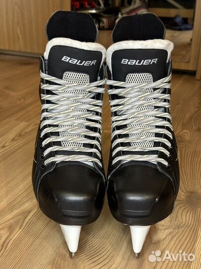 Хоккейные коньки Bauer Supreme 45 размер