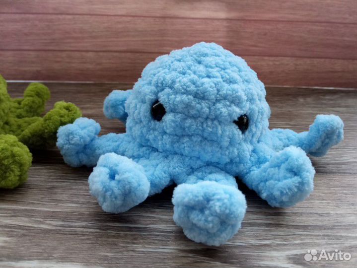 Вязаная игрушка. Осьминог