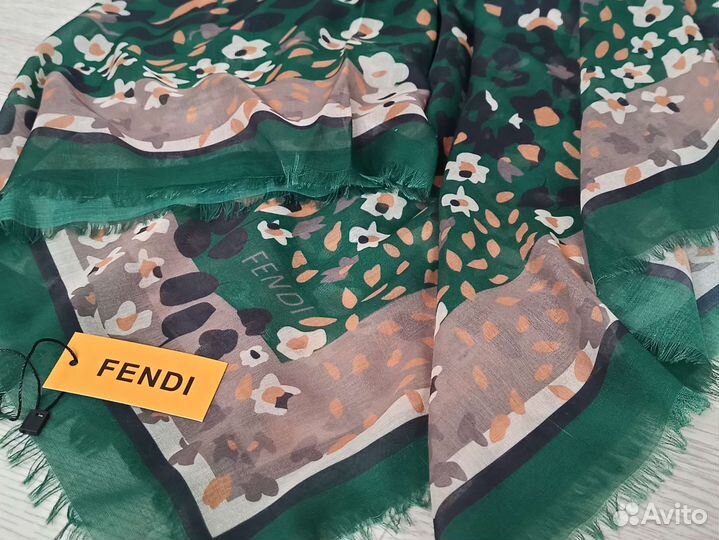 Платок Батист Модал Fendi лёгкий зелёный новый