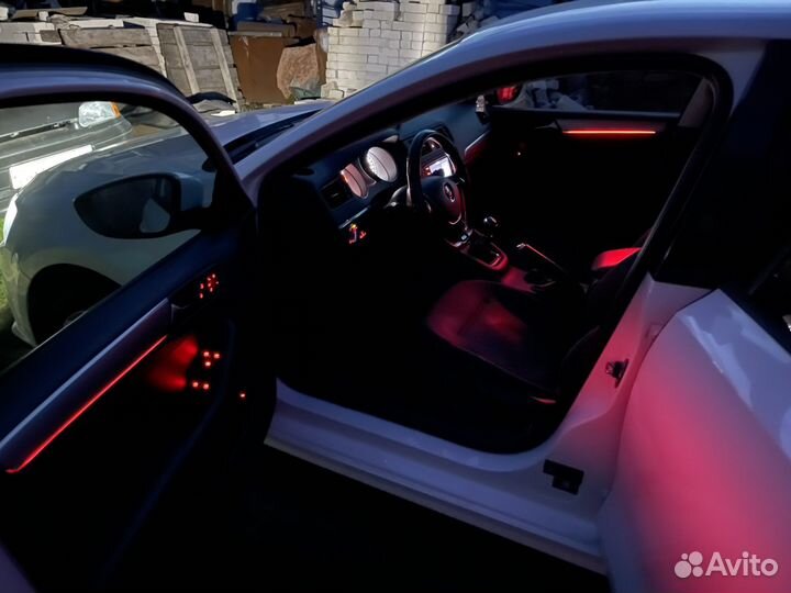 Подсветка салона VW Jetta 6
