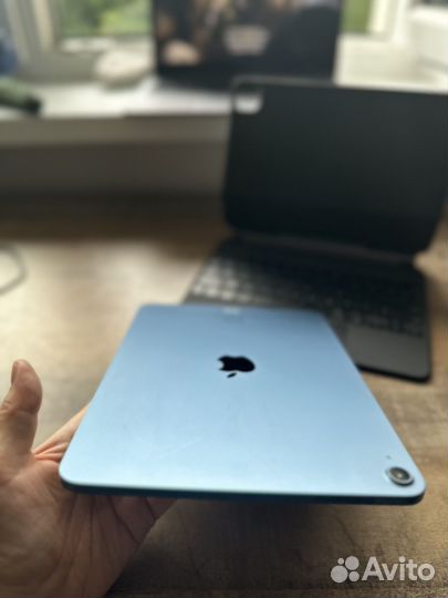 iPad air 5 2022 256 + клавиатура iPad pro 11