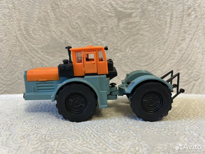 Модель Трактор Кировец К 700