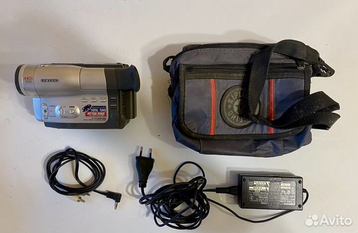 Видеокамера Samsung