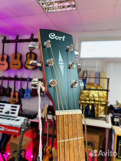 Гитара Cort (Красное дерево)