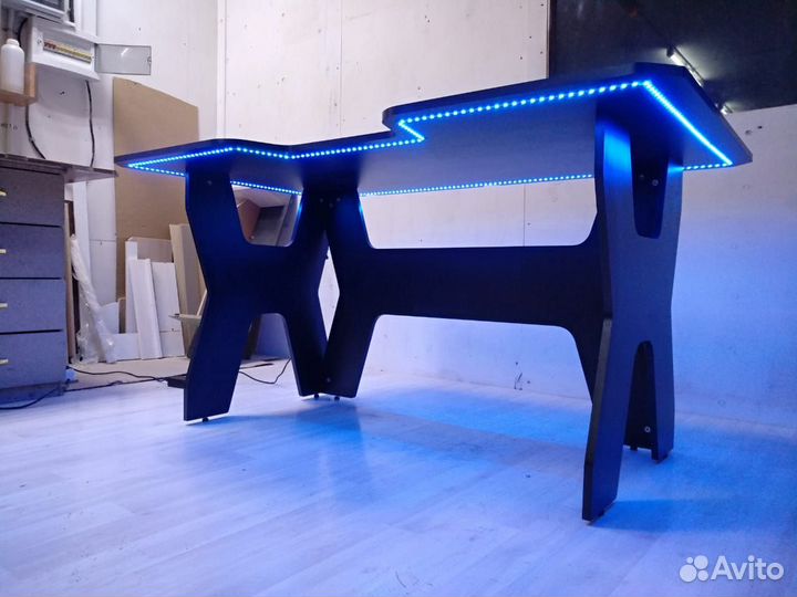 Игровой компьютерный стол - геймерский стол новые