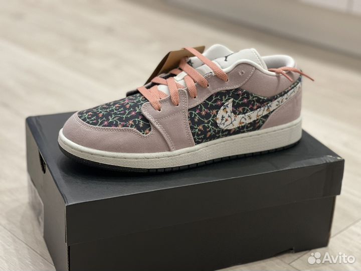 Кроссовки nike