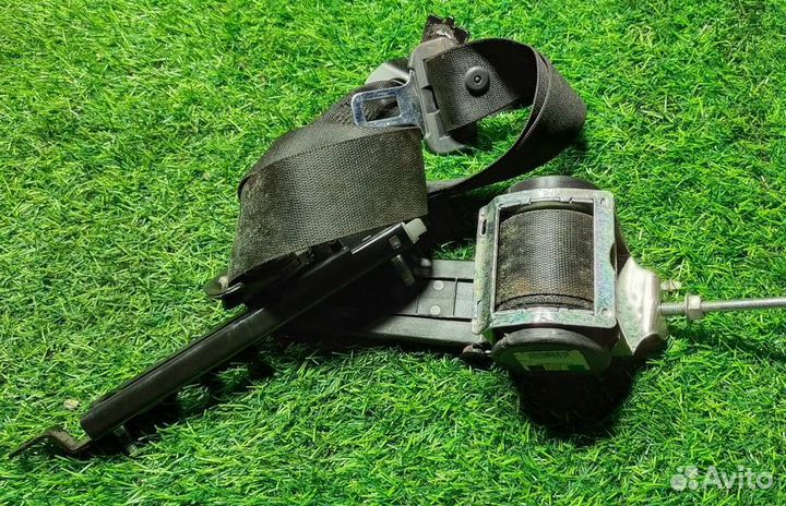 Ремень безопасности передний правый Opel Astra (H)