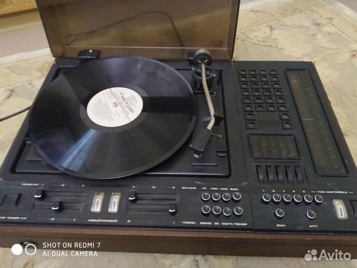 Проигрыватель винила, радиола Эстония 1976 г.в