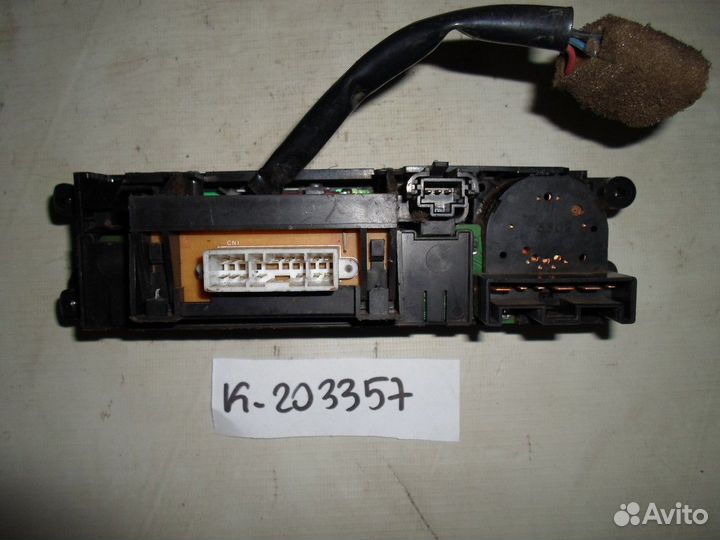 Блок управления отопителем (Nissan Primera)