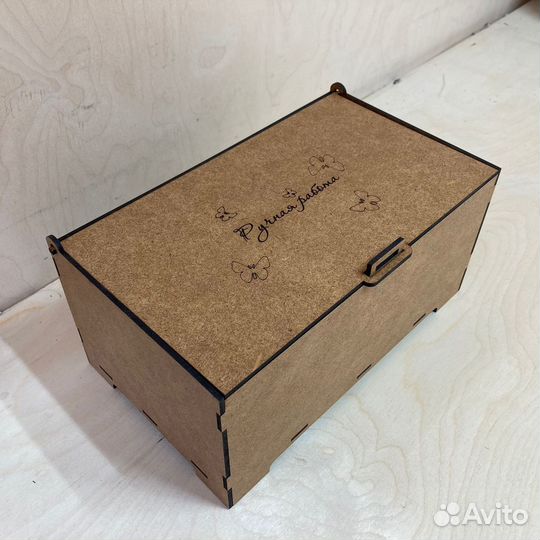 Коробка подарочная деревянная