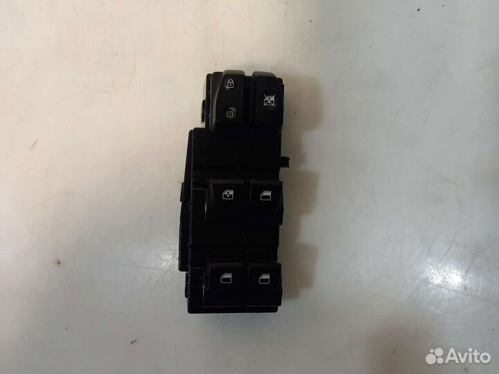 Блок электростеклоподемников Hyundai Solaris 2