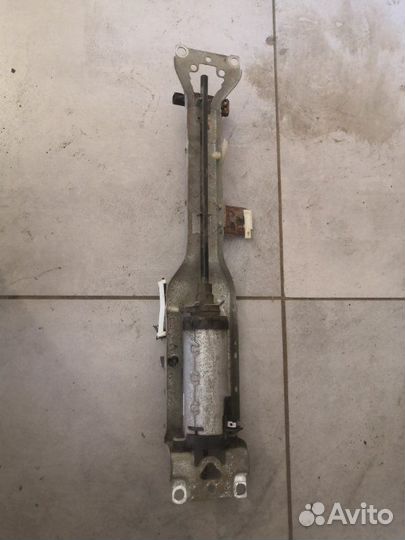 Моторчик регулировки сидений передний левый Ford