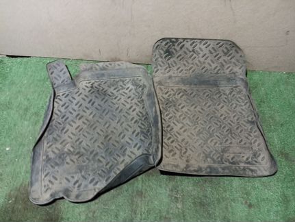 Передние коврики Ниссан Тиида