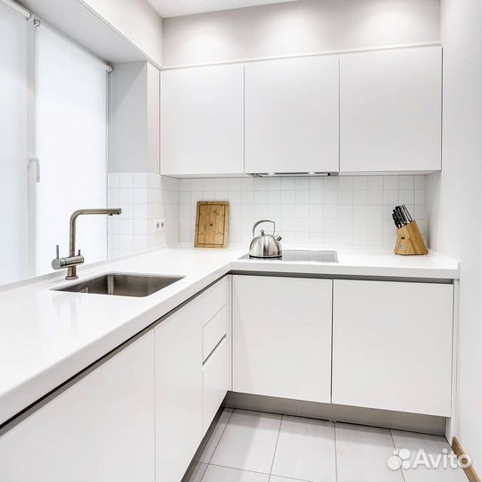 Кухня на заказ без ручек