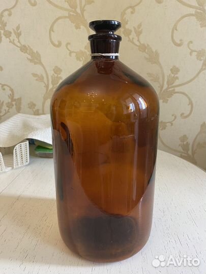 Бутыль стеклянная 5, 10 литров для вина