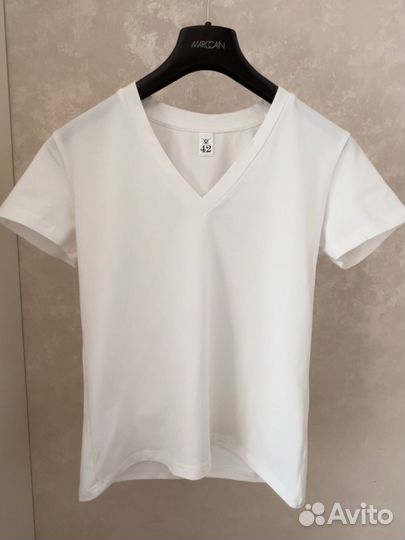 Футболка женская 42