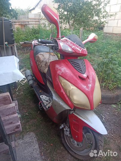 Продам скутер sabur не на ходу