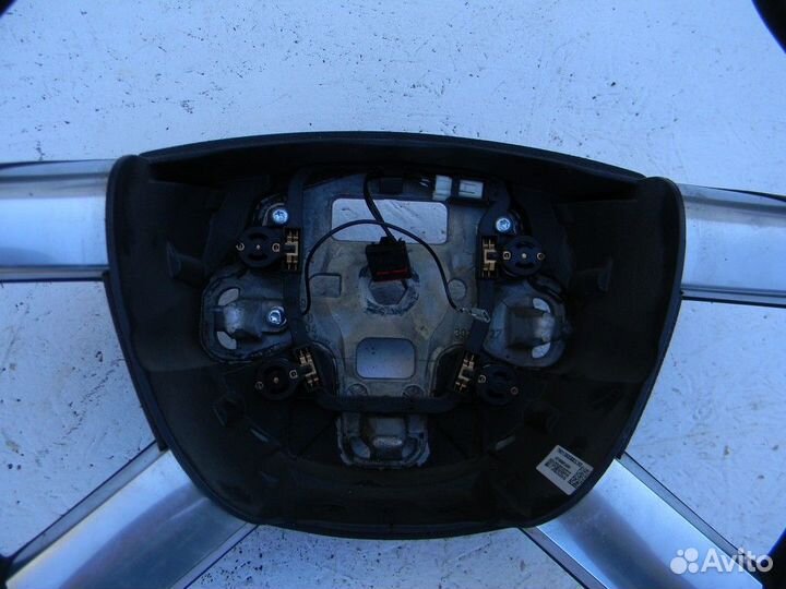 Рулевое колесо для AIR BAG (без AIR BAG) Focus II