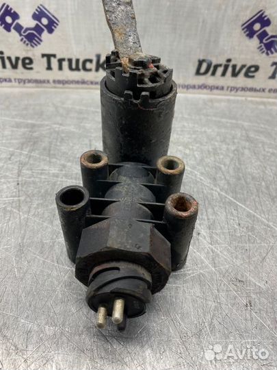 Кран (датчик)уровня пола Man 26.372