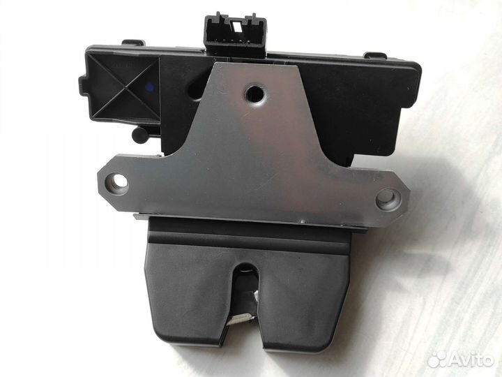 Замок багажника ford focus 2