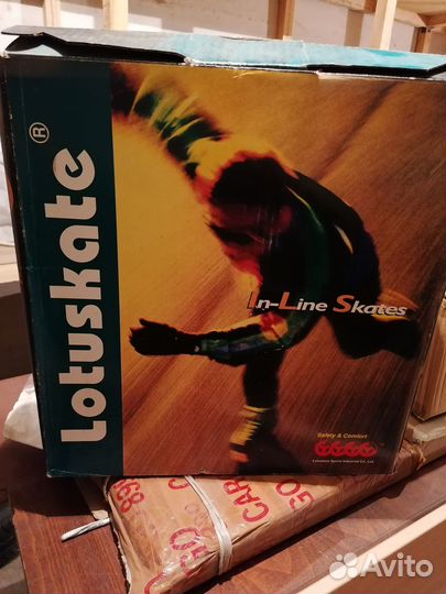 Роликовые коньки новые
