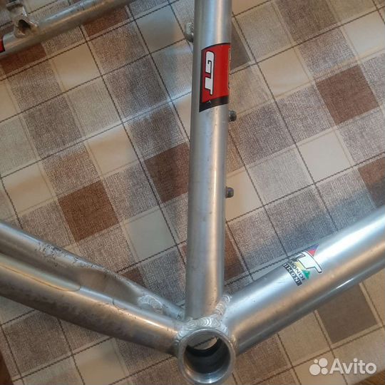 Рама GT Zaskar Expert, Corratec Halcon, вилка Lutu