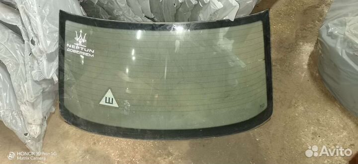 Заднее лобовое стекло ваз 2110