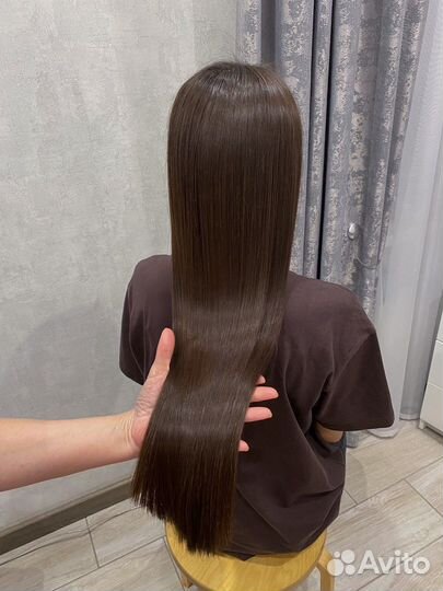 Кератиновое выпрямление волос