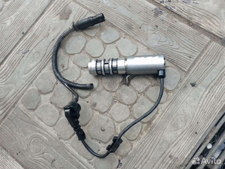 Пежо 3008 датчик масляного насоса