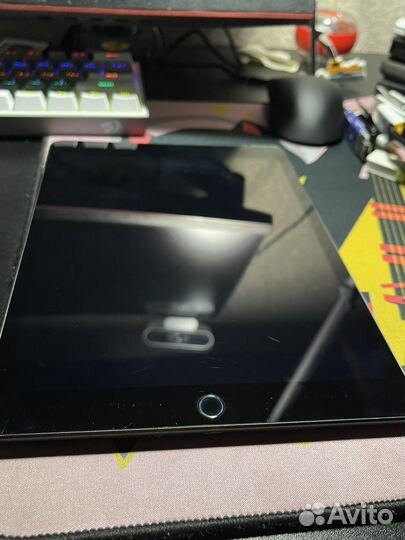 iPad 7 поколения