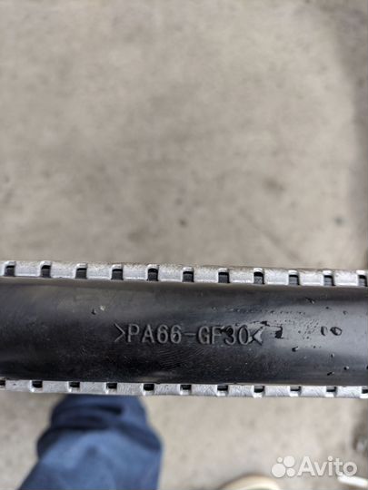 Toyota crown радиатор