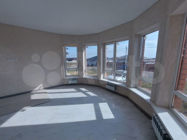 Коттедж 92 м² на участке 3 сот.