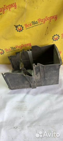 Площадка полка акб Форд Фокус 2 Рестайлинг седан 1