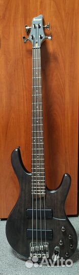 Бас гитара ibanez edb 700