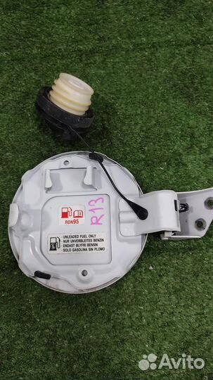 Лючок топливного бака Suzuki SX4 2008