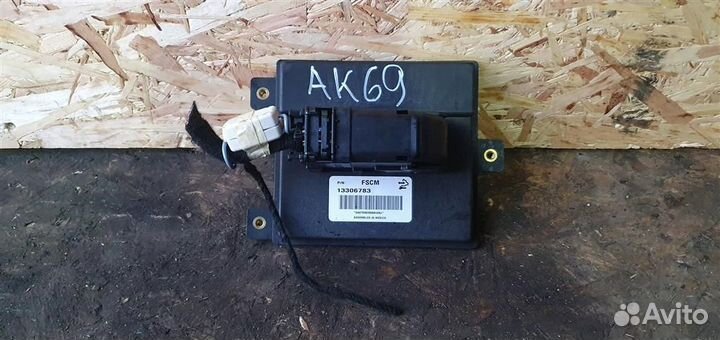 Блок управления топливным насосом Opel Insignia 2