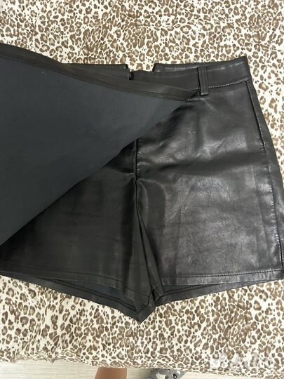 Шорты женские кожаные