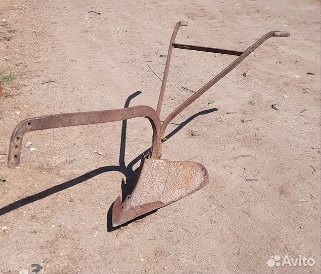 Конный плуг