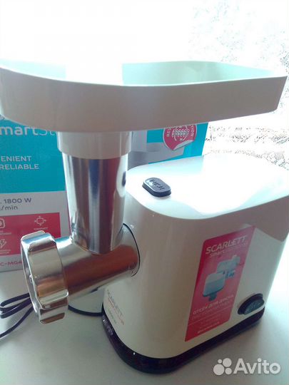 Мясорубка электрическая Skarlett(Новая)