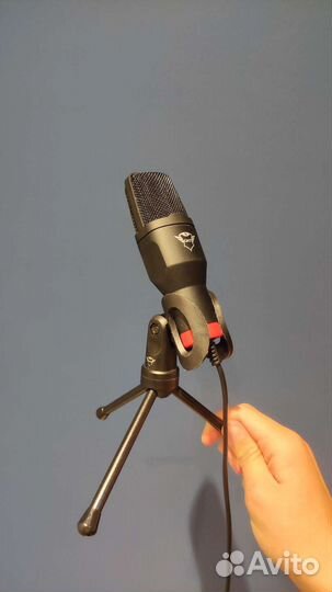 Микрофон Trust GXT 212