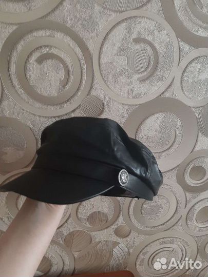 Женская кожаная фуражка