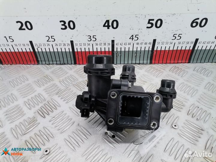 Корпус термостата BMW 3 E46 2002 11517572859
