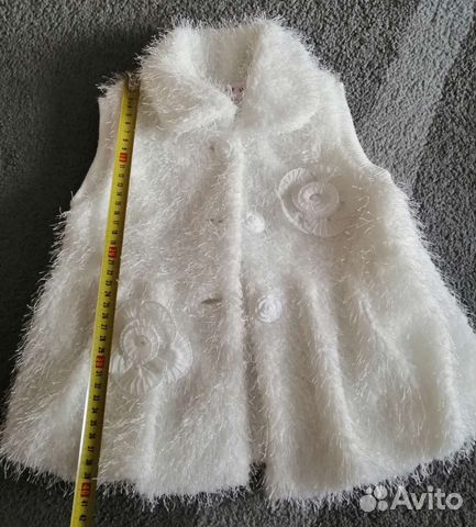 Жилетка накидка тёплая на девочку