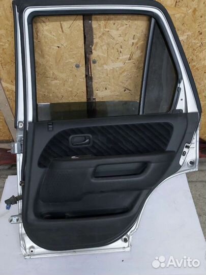Дверь задняя правая honda CR-V 2005год