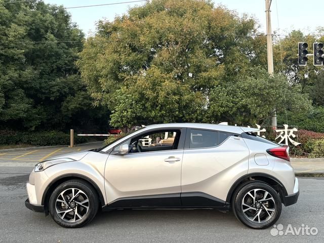 Toyota C-HR 2.0 AT, 2022, 13 080 км