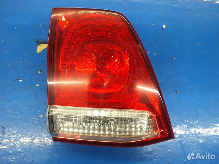Фонарь задний левый Toyota Land Cruiser 200