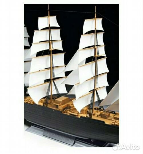 Модель корабля Крузенштерн