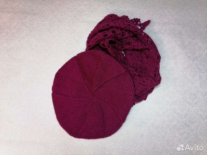 Комплект шапка/берет и шарф ручной работы